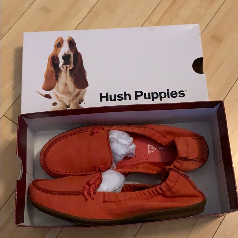 Hush Puppies clip on, brand new, in original box